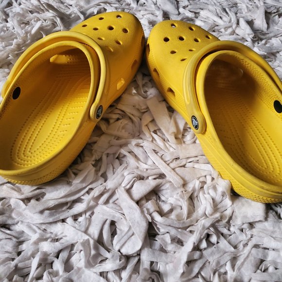 Yellow Crocs - Picture 2 of 4